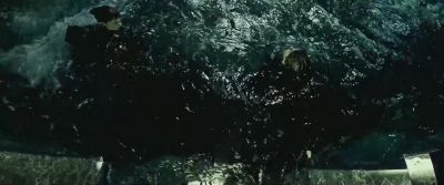 Thom, listen to me.
There's nothing we can do from here. - The Vault