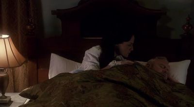 - Thomas.
- Hm... - Murdoch Mysteries