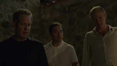 Thomas Quince. He's
from Devon in England. - The Night Manager
