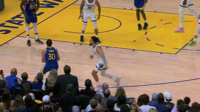 Thompson, back to Curry.
Curry, a three. He got it! - Stephen Curry: Underrated