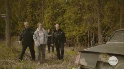 THOMPSON: You wanna
explain how he could'a - Girl in the Bunker