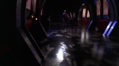 - Thor?
- Greetings, O'Neill. - Stargate SG-1