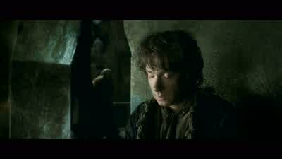 Thorin What is thatIn your handIt's nothingShow meI picked it up in beorn's gardenYou've carried it all this wayI'm gonna plant it in my gardenIn bag endIt's a poor prize to take back to the shireOne day it'll growAnd every time I look at it I'll - The Hobbit: The Battle of the Five Armies