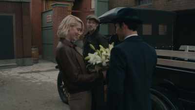 Those are beautiful. - Frankie Drake Mysteries