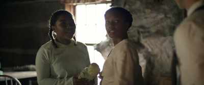- Those are Fiona's things - A Southern Haunting