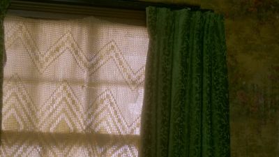 Those are lovely curtains. - Call the Midwife