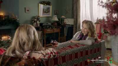 "Those who can, do, and
those who can't, teach". - Christmas Next Door