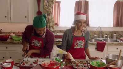 Those cookies better
be delivered on time, - Christmas in Louisiana