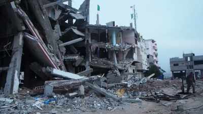 Those who want to leave
do so as soon as they can, - Killing Gaza
