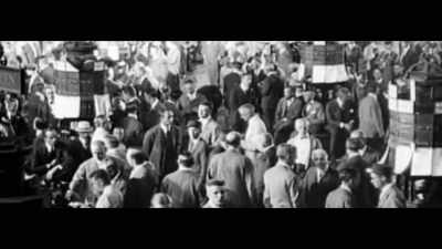 ‐ Though the crash of 29
is considered the start - The Titans That Built America