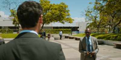Thought you didn't
investigate cops for defense lawyers? - The Lincoln Lawyer