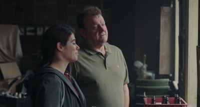 - Thought you might like a drink.
- Thank you. - The Old Oak