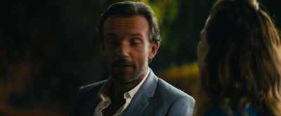 -Thoughtful?
-...considerate type, - Lommbock