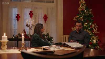 Thoughtful. - Christmas à la Carte