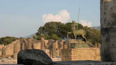 "Three or four dozen statues
of emperors and local worthies - Write Around the World with Richard E Grant
