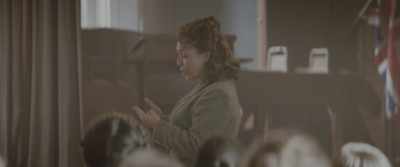 Three, no fighting,
no spitting, no biting. - The Railway Children Return