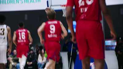 - Three on, oh, York.
- [Gabe screaming] - Destination NBA: A G League Odyssey