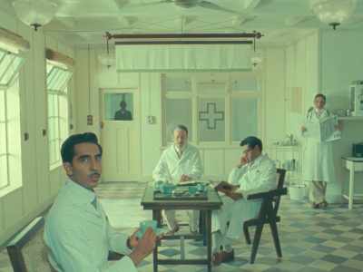 Three other doctors were present with me.
Doctors Marshall, Mitra, and Macfarlane. - The Wonderful Story of Henry Sugar and Three More
