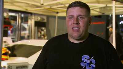 Three-thirty on, boys. Huge
distance. All in that thing, too. - Street Outlaws No Prep Kings Team Attack