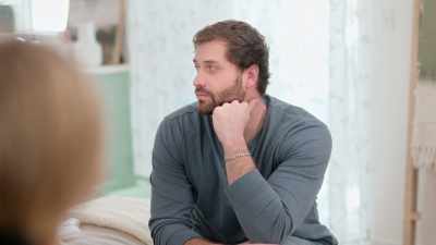 Three weeks in, we're, like, getting
closer, he's spending the night, - The Secret Lives of Mormon Wives