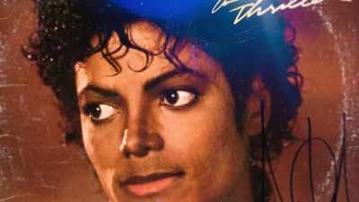 ♪ "Thriller"
by Michael Jackson ♪ - Thriller 40