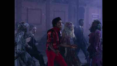 ♪ Thriller night ♪ - Thriller 40
