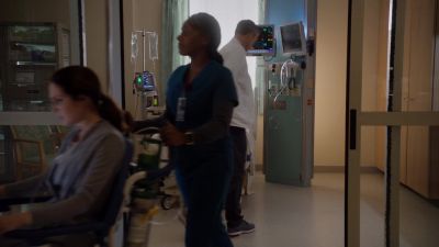 Throbbing, dizzy, can't eat? - Chicago Fire