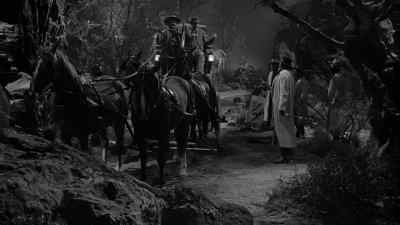 Throw down the cash box. - The Man Who Shot Liberty Valance