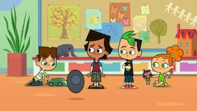 (Thud) (Pained grunt)
(Ball thuds) - Total DramaRama