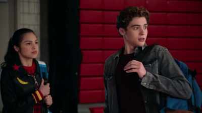 (THUD) - High School Musical: The Musical: The Series