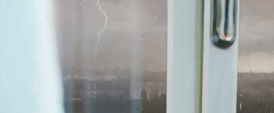 [thunder cracks] - The Quantum Devil