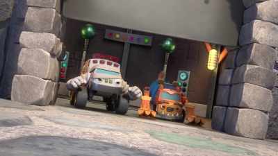 [thunder crashes] - Mighty Monsterwheelies