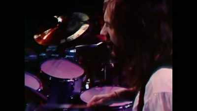 ♪ ...thunder only happens
when it's raining ♪ - Women Who Rock