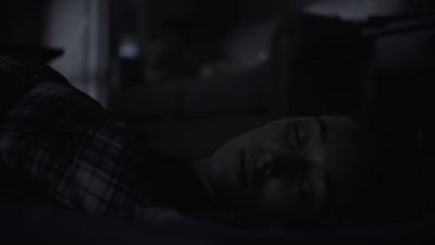 [Thunder rumbles] - Fear the Walking Dead