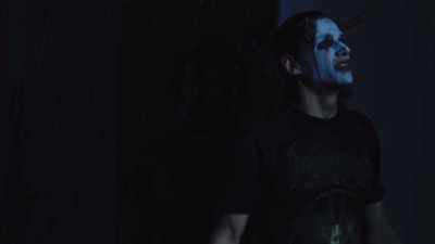 [thunder rumbling]
[rain pattering] - Death Metal