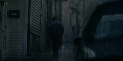 - [thunder rumbling]
- [rain pouring] - The Penguin