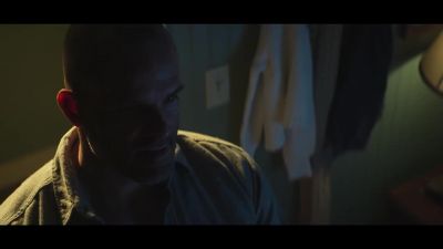 [thunder rumbling] - Doom Patrol