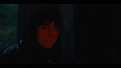 (thunder rumbling) - Jett
