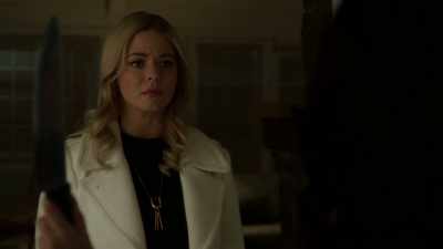 [thunder rumbling] - Pretty Little Liars: The Perfectionists