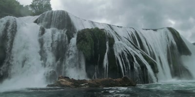 [thunder rumbling] - River Wild