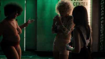 Thunderthighs, as advertised. - The Deuce