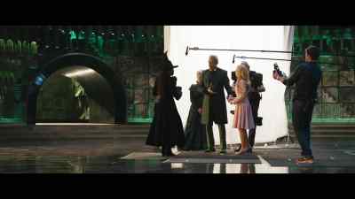 ♪ Thy leaves
are so unchanging ♪ - Defying Gravity: The Curtain Rises on Wicked