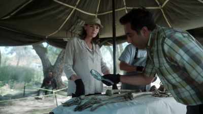 Tibia and talus were on the menu
for a coyote, maybe a bobcat. - CSI: Vegas
