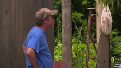 [tickle] all right,
okay, you put that - Moonshiners: Master Distiller