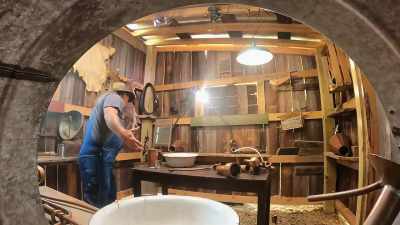 [tickle] all right, well,
if you ain't got it, - Moonshiners: Master Distiller