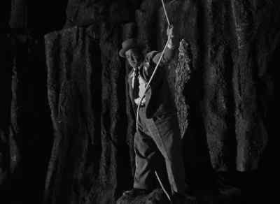 Tie it around your waist. - Abbott and Costello Meet the Killer, Boris Karloff
