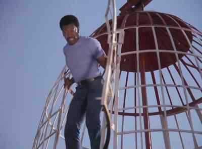Tie him up. - The Six Million Dollar Man