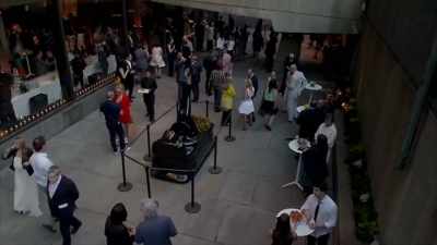 Tiene que ver con el futuro,
con transformarse, - Blurred Lines: Inside the Art World