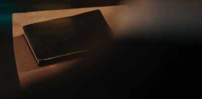 Tiene todo
en ese libro, - Krays: Code of Silence