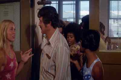 - Tiger, didn't we..
- Excuse me. - Pretty Maids All in a Row